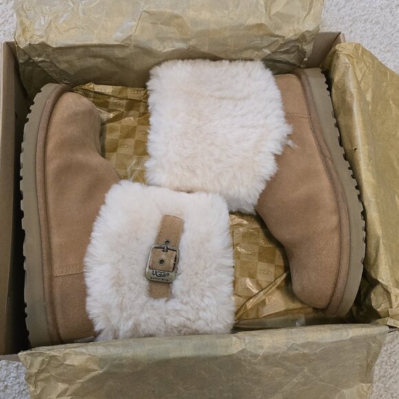 UGG Australia Ellee Genuine Shearling Short Cuffed Chestnut Boots Sz 7 - Picture 1 of 8